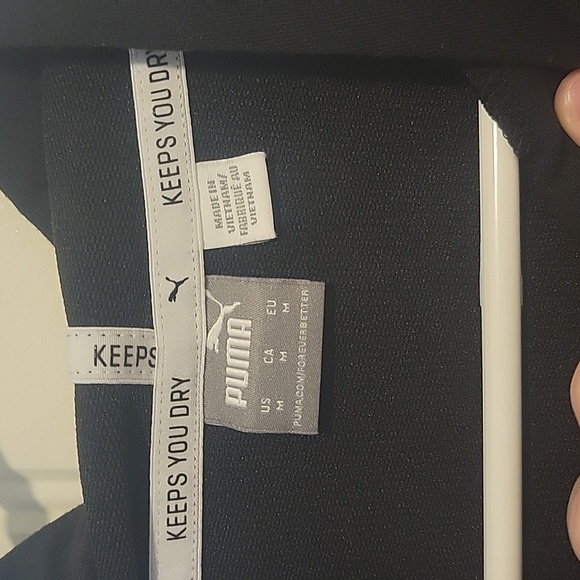 Black PUMA sweatshirt - Picture 2 of 4